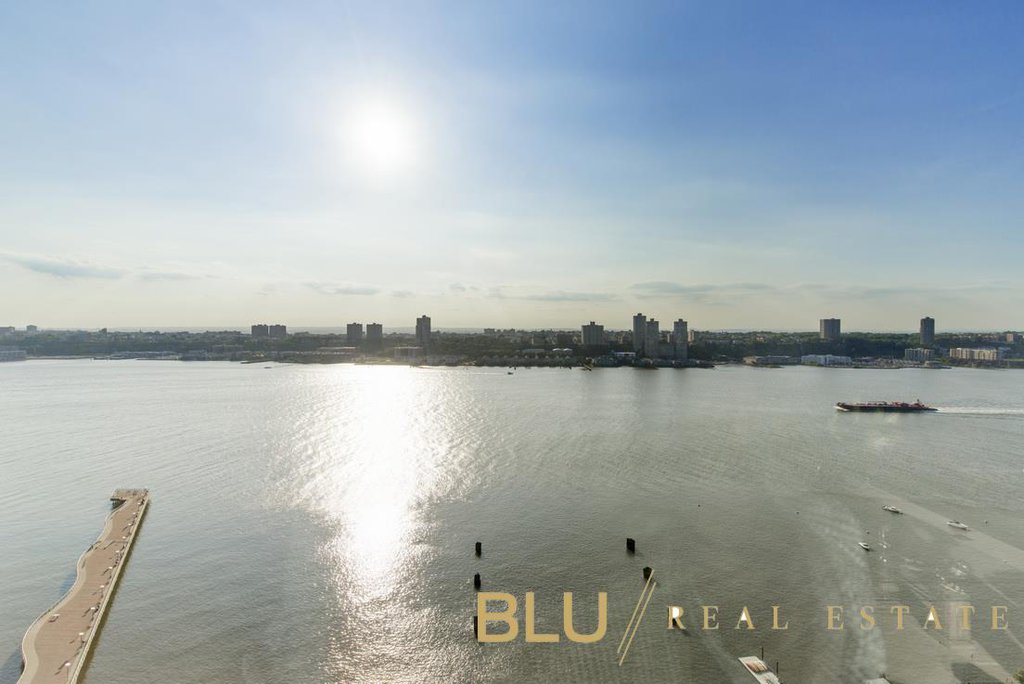 240 Riverside Boulevard, Unit 28BC photo 16