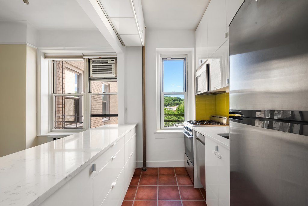 91 Payson Avenue, Unit 5F photo 3