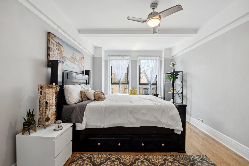 235 West 102nd Street, Unit 7ML photo 5