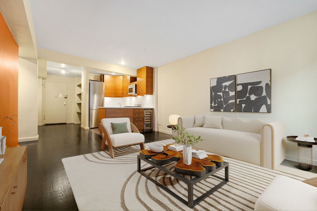 229 East 28th Street, Unit 4M photo 2