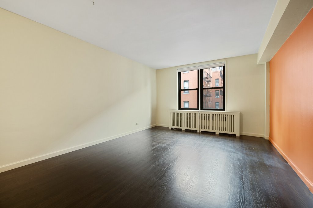 229 East 28th Street, Unit 4M photo 6