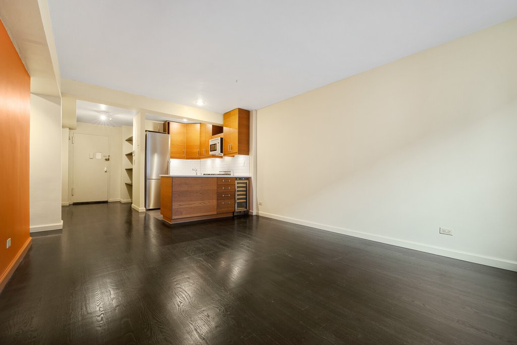 229 East 28th Street, Unit 4M photo 7