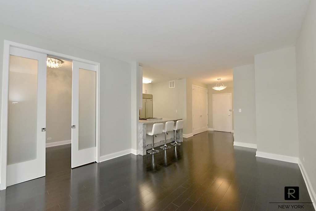 58 West 58th Street, Unit 6A photo 2