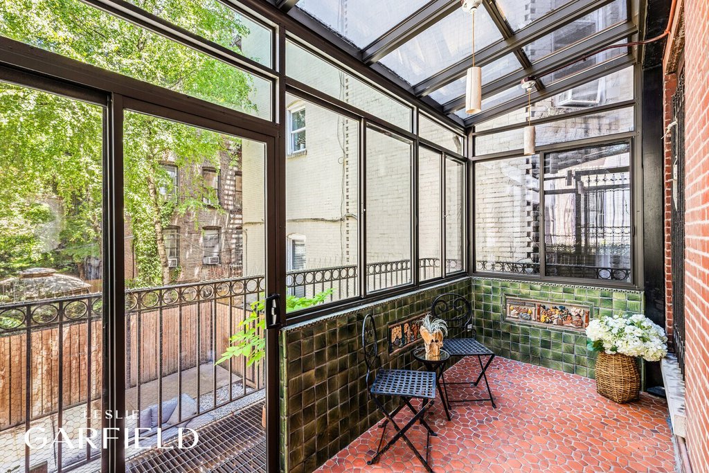 305 East 18th Street – For Sale photo 6