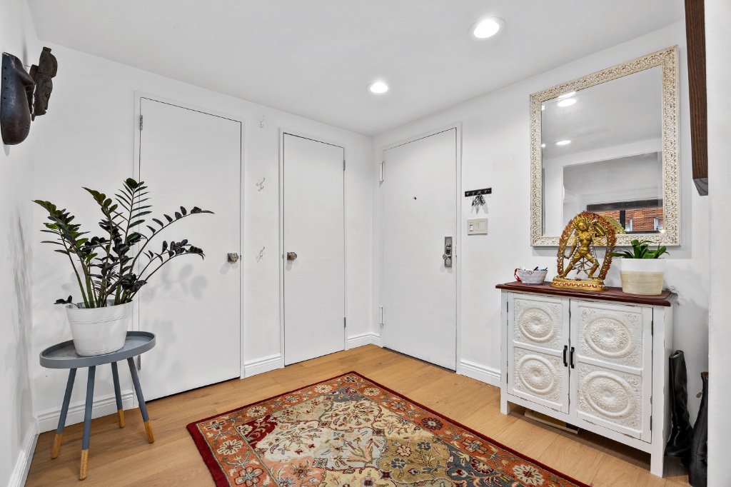 175 East 74th Street, Unit 12C photo 8