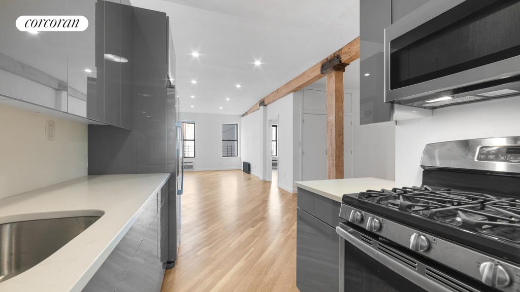 452 West 19th Street, Unit 3A photo 7