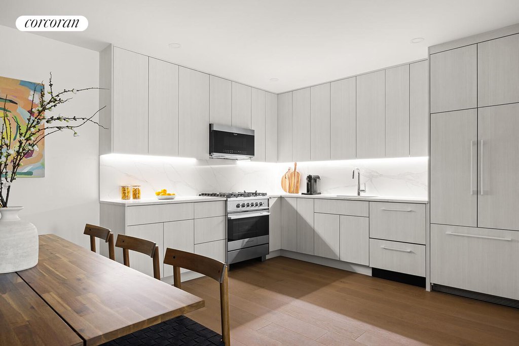379 Ocean Parkway, Unit 4B photo 4