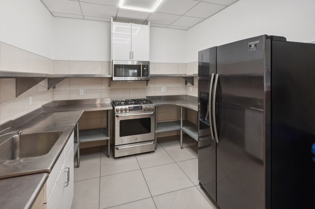 387 Grand Street, Unit K1107 photo 20
