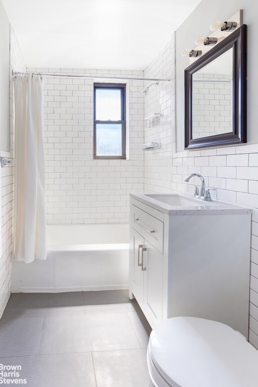 525 West 235th Street, Unit 6C photo 13
