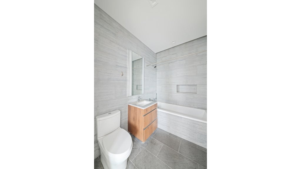 21-21 31st Street, Unit 3H photo 7