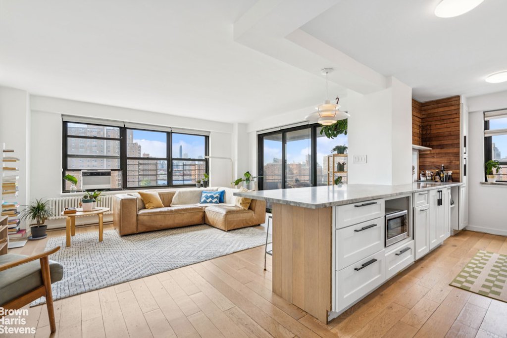 264 East Broadway, Unit C1107
