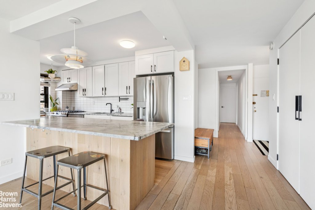 264 East Broadway, Unit C1107 photo 4