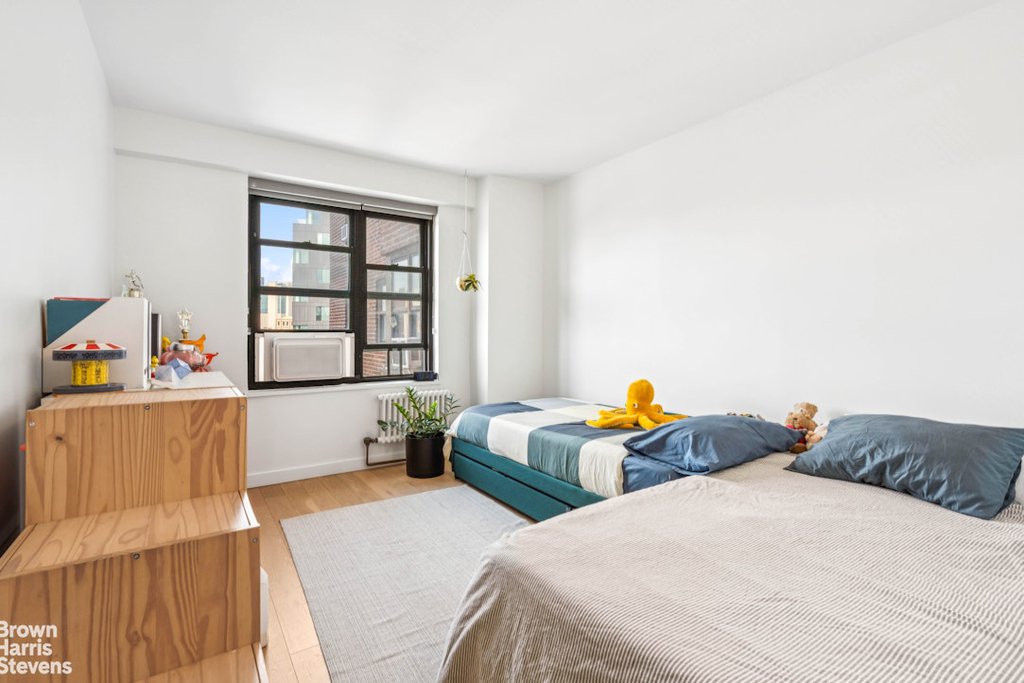 264 East Broadway, Unit C1107 photo 9