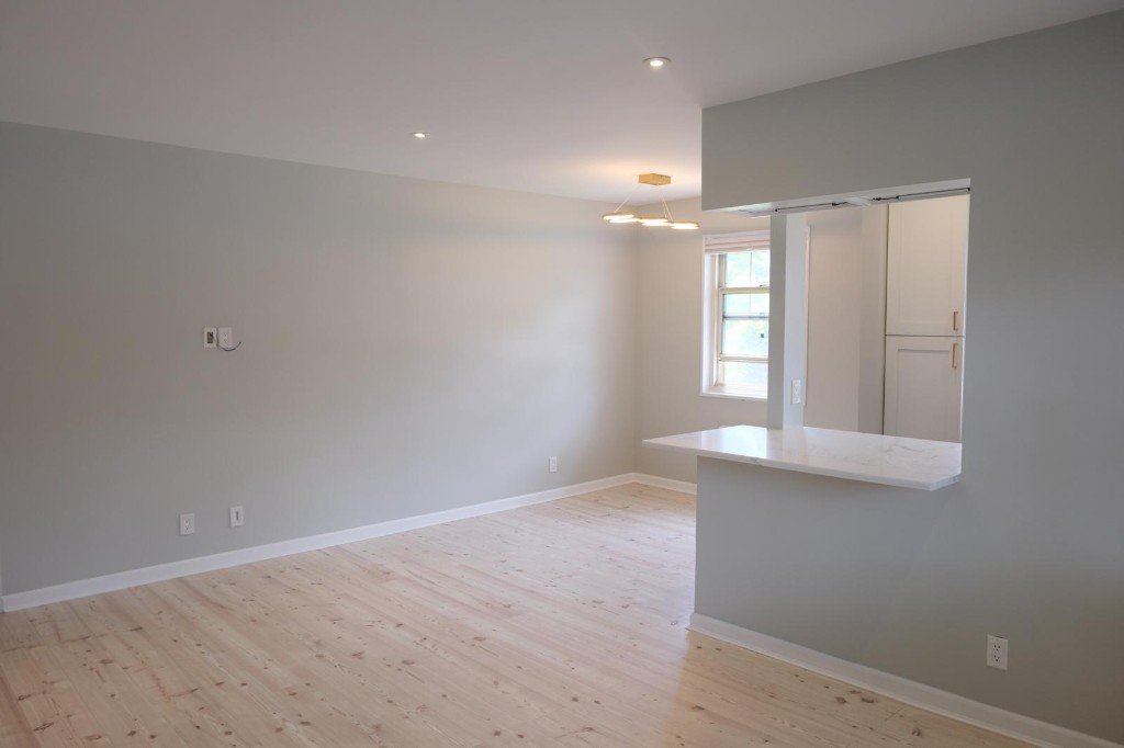 251-02 60th Avenue, Unit 537 photo 2