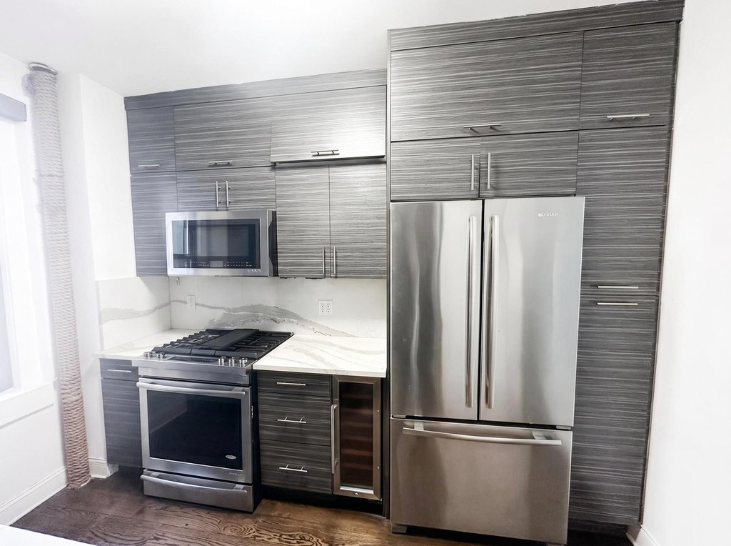 130 West 16th Street, Unit 52 photo 4