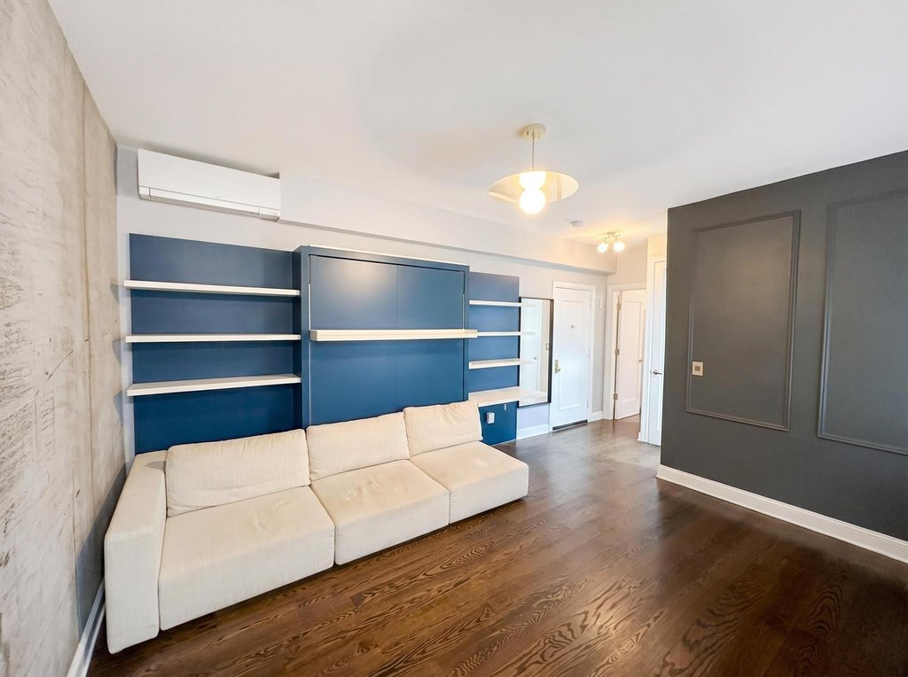 130 West 16th Street, Unit 52 photo 5