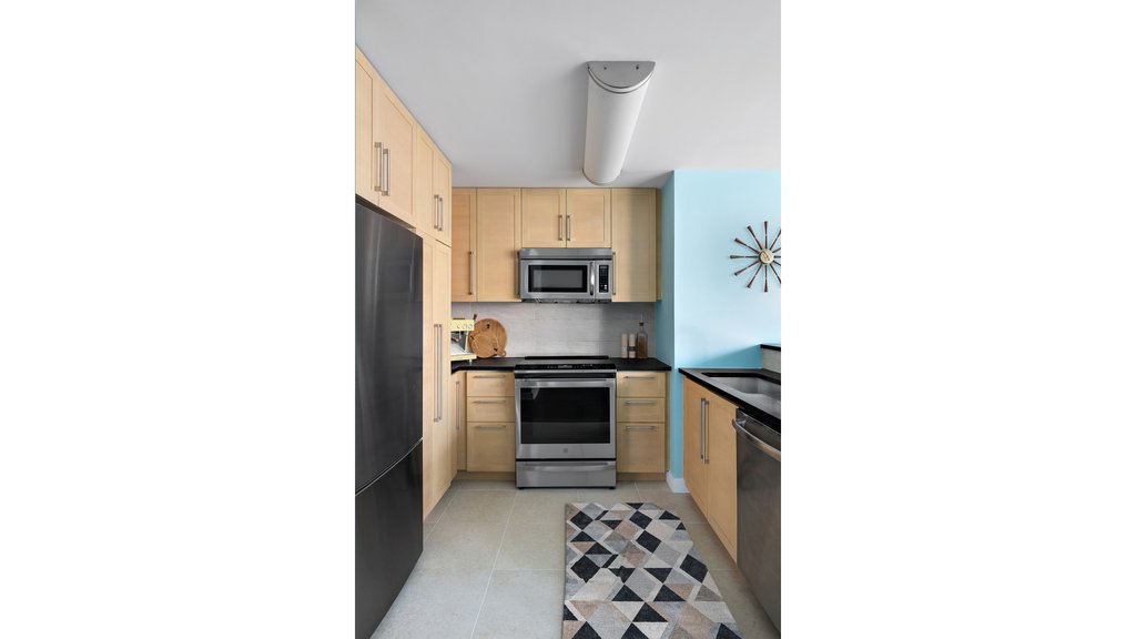 415 Main Street, Unit 14D photo 6