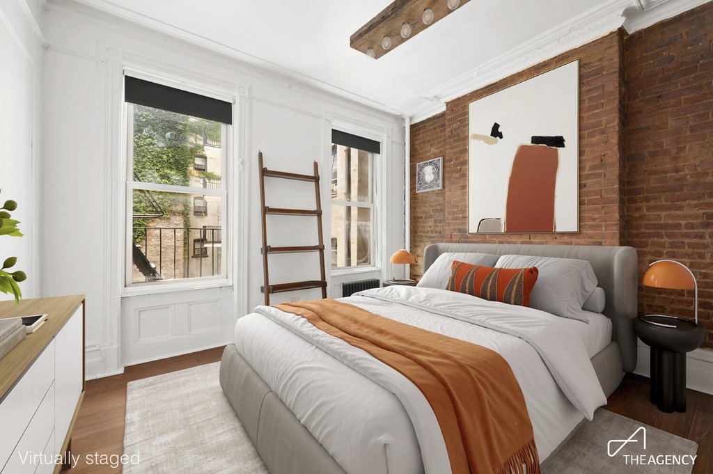 715 Ninth Avenue, Unit 3RN photo 2