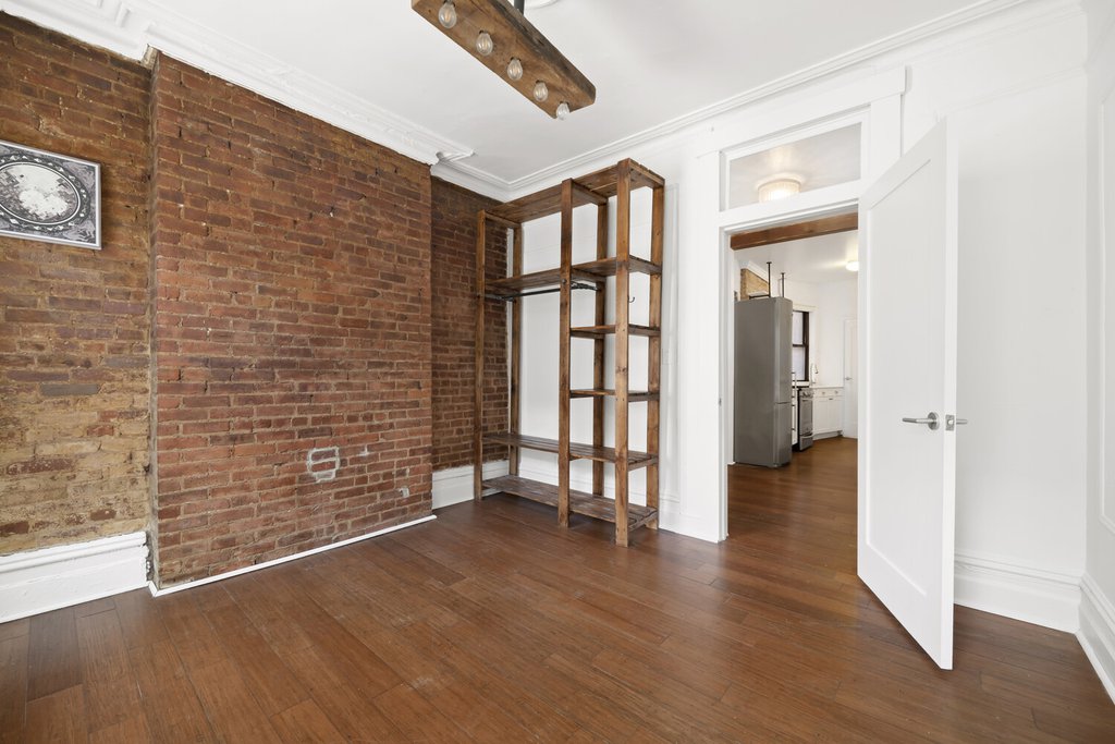 715 Ninth Avenue, Unit 3RN photo 8