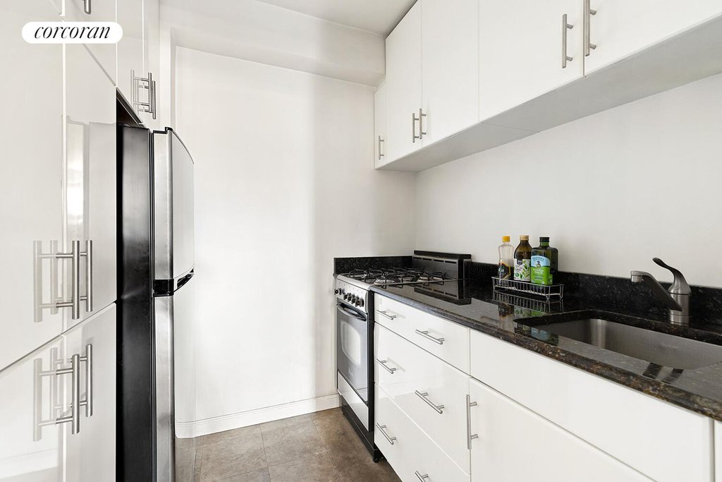 69 West 9th Street, Unit 11A photo 3