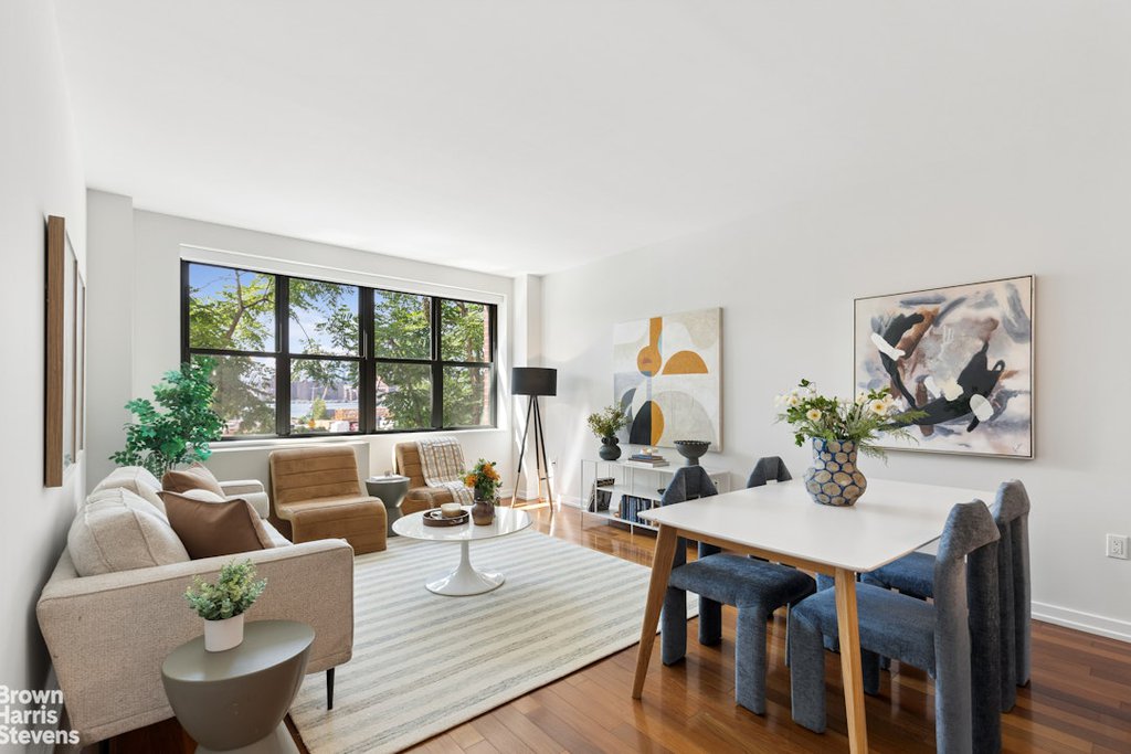 58 Metropolitan Avenue, Unit 2D