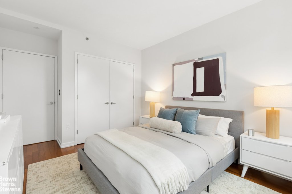 58 Metropolitan Avenue, Unit 2D photo 8