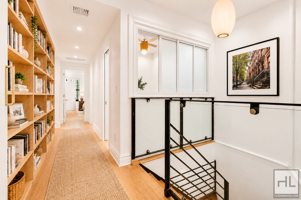 200 Saint Marks Avenue, Unit 1 photo 9