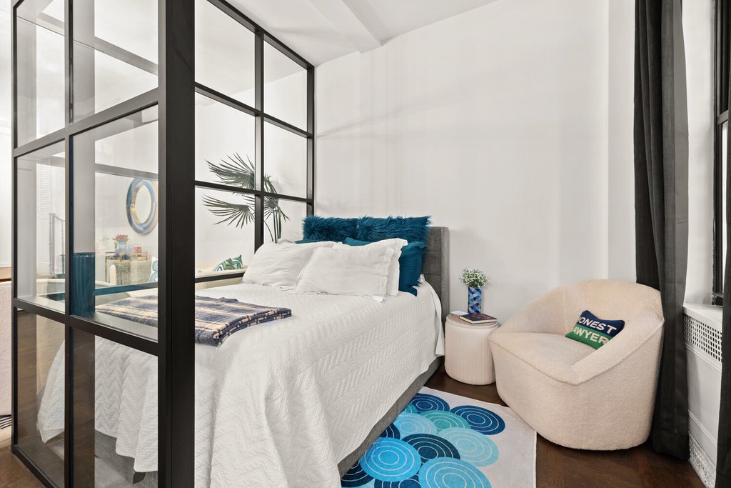 235 East 73rd Street, Unit 1G photo 5