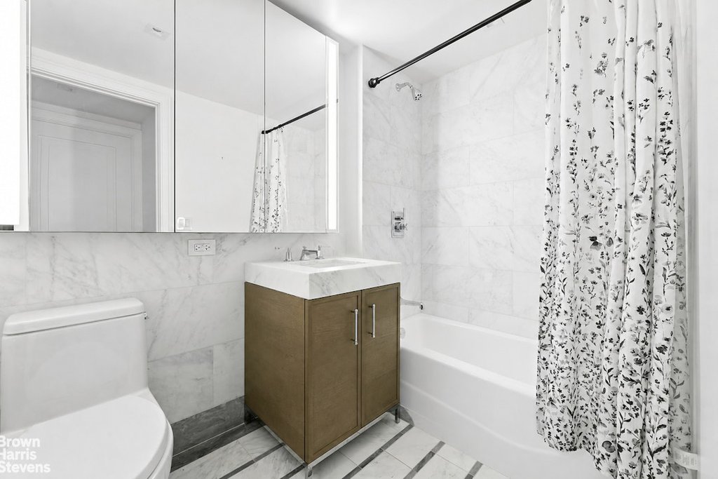 210 Warren Street, Unit 25C photo 7