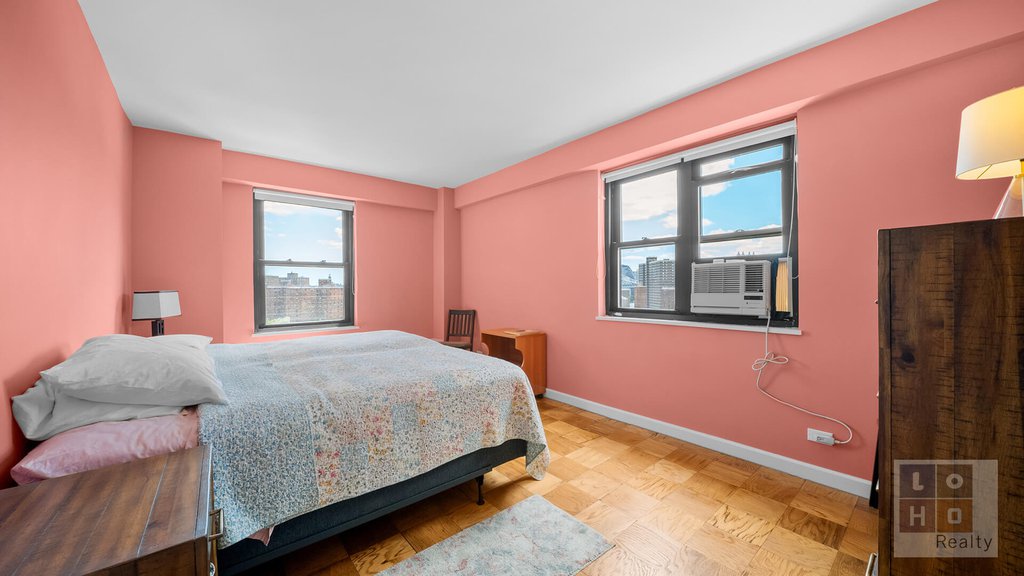 208 East Broadway, Unit J1501 photo 8