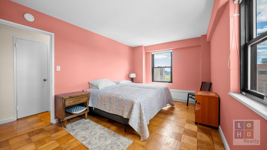 208 East Broadway, Unit J1501 photo 9