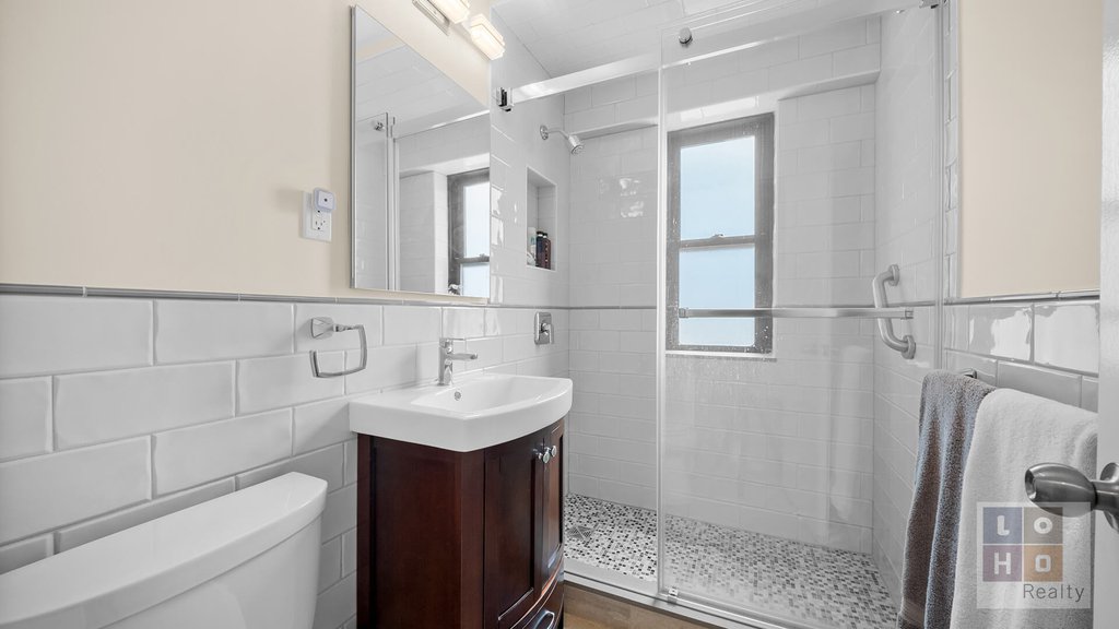 208 East Broadway, Unit J1501 photo 10