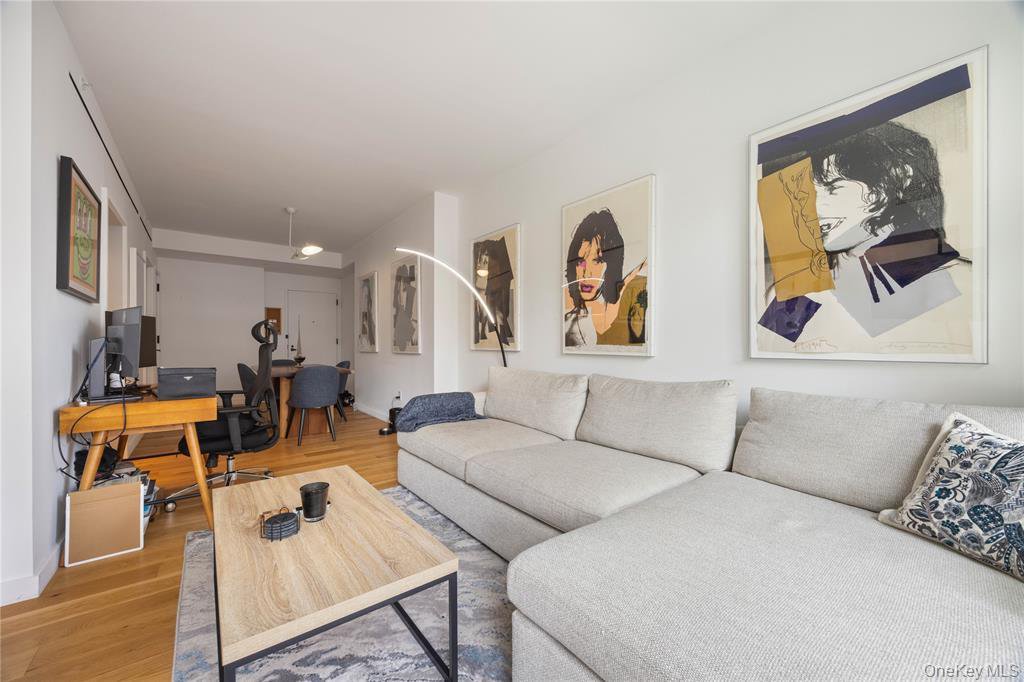 547 West 47th Street, Unit 509 photo 3