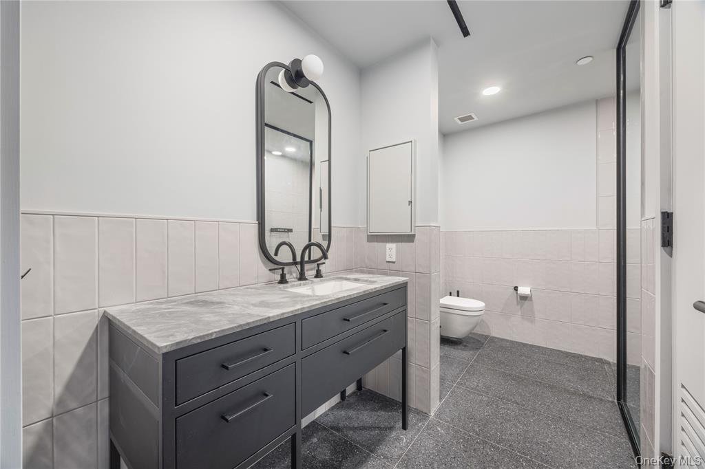 547 West 47th Street, Unit 509 photo 11