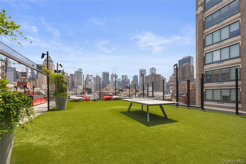 547 West 47th Street, Unit 509 photo 18
