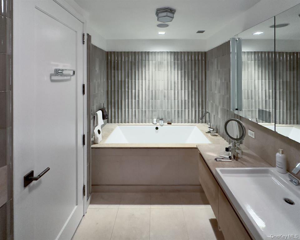 1212 Fifth Avenue, Unit 8B photo 20