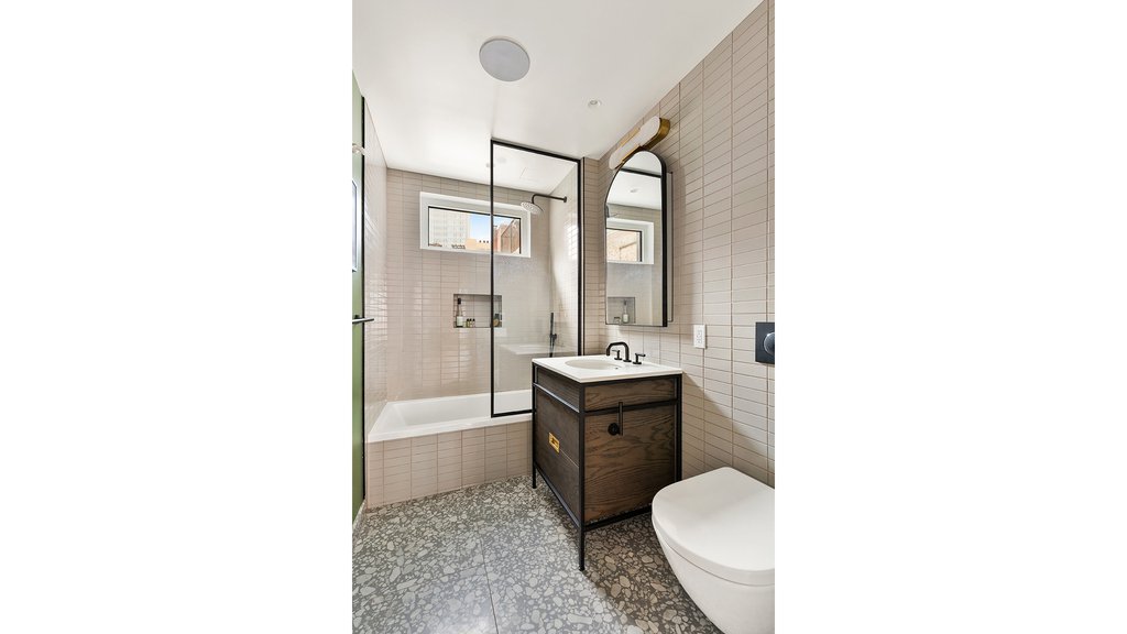 185 Grand Street, Unit 5D photo 8