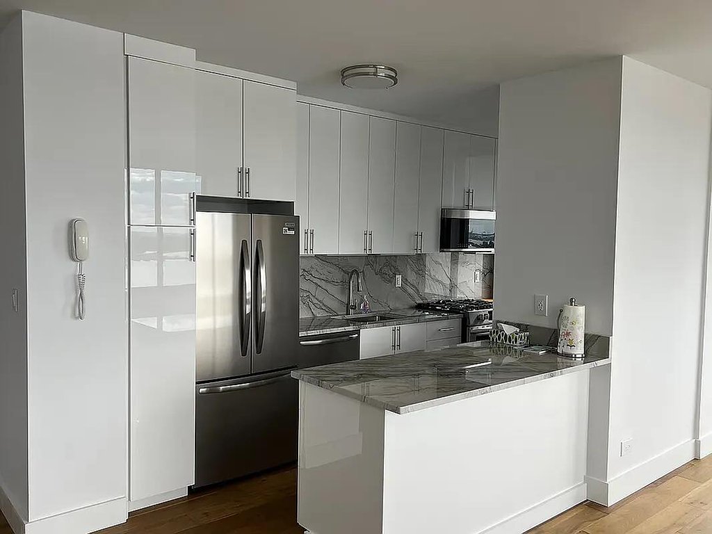 380 Rector Place, Unit 21H photo 2