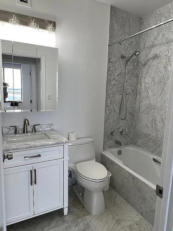 380 Rector Place, Unit 21H photo 9