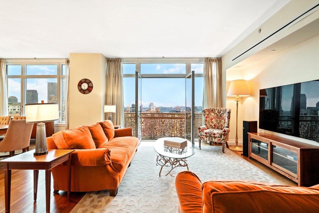 2150 Broadway, Unit PH2B photo 2