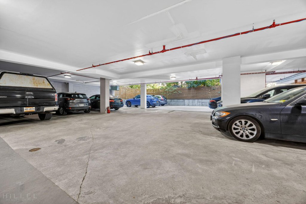 77 Clarkson Avenue, Unit 5B photo 17