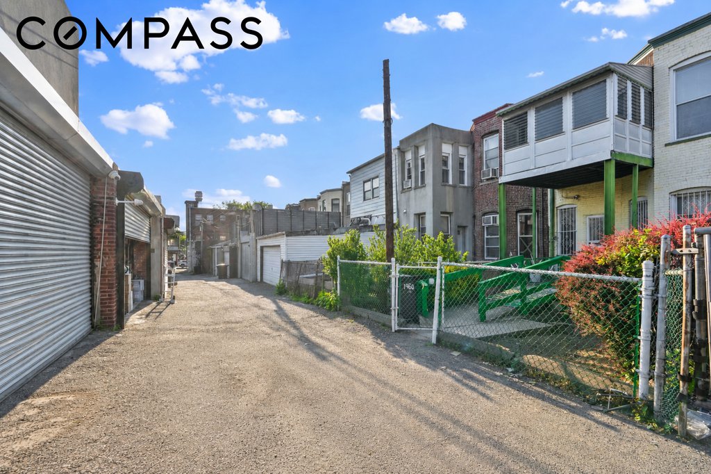 1460 Union Street – For Sale photo 24