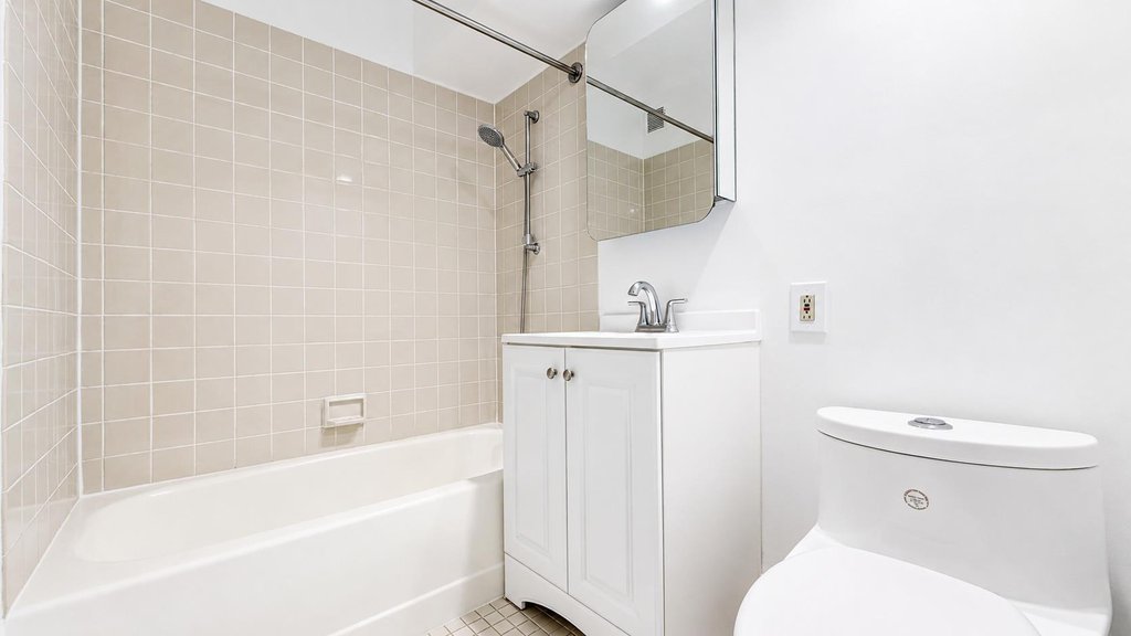 376 Broadway, Unit 13G photo 3