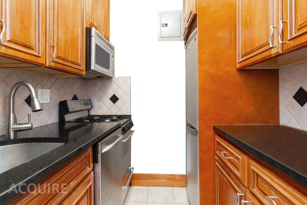 130 Hicks Street, Unit 2E photo 3