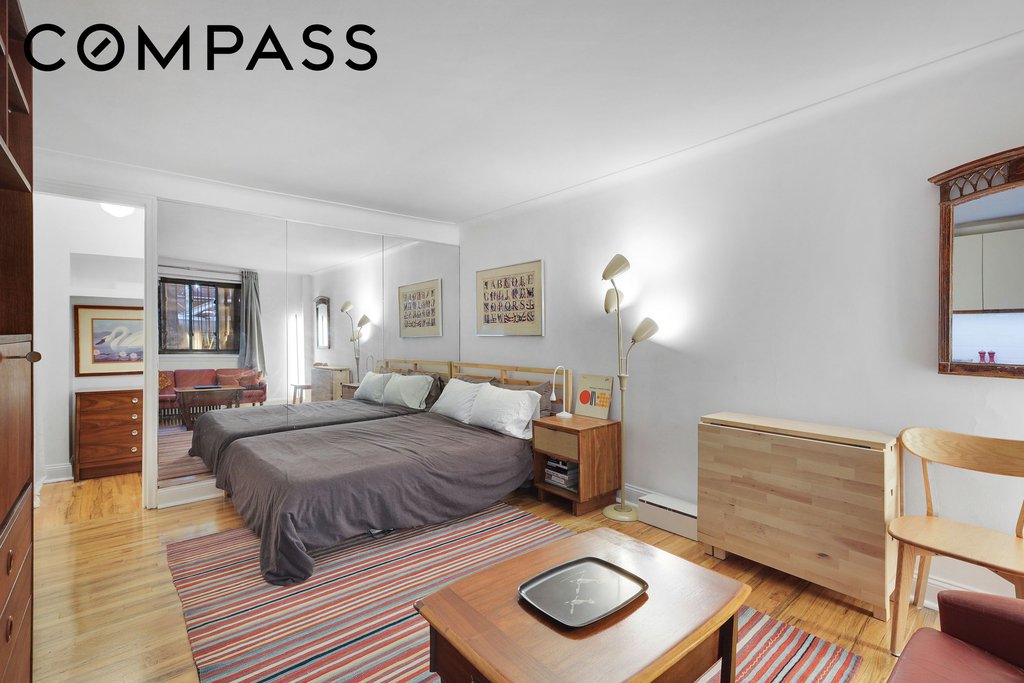 126 East 30th Street, Unit 1A photo 3