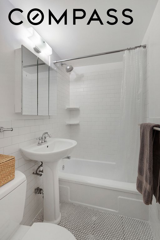 126 East 30th Street, Unit 1A photo 7