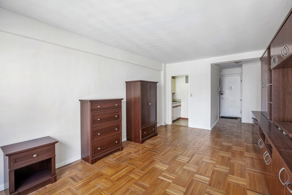 288 Lexington Avenue, Unit 8C