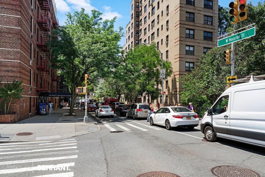 185 West Houston Street, Unit 1H photo 17