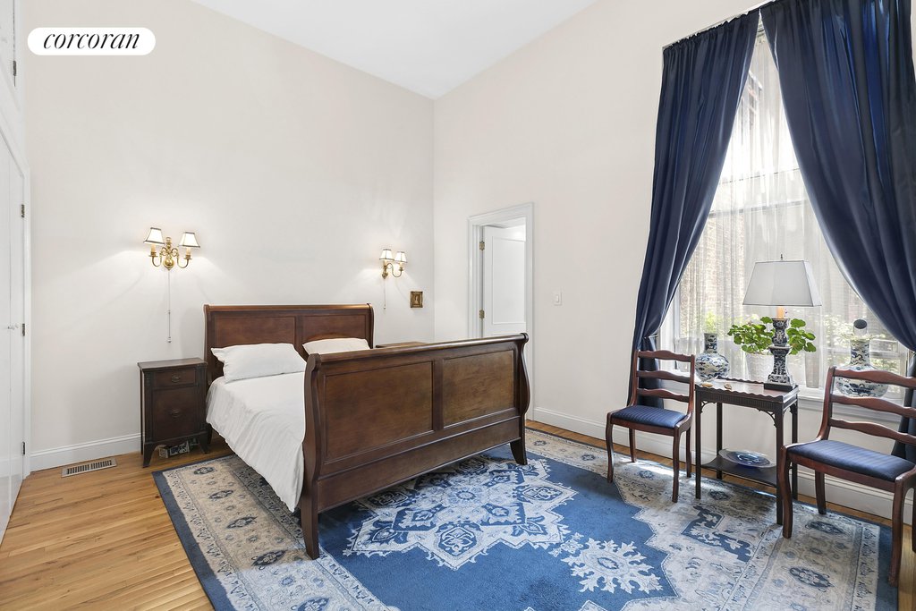 2099 Fifth Avenue – For Sale photo 9