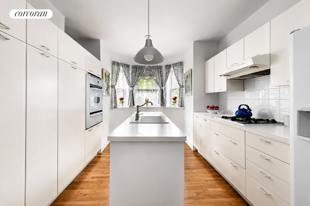 2099 Fifth Avenue – For Sale photo 12